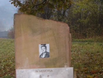 Obelisk ku pamięci poległego pod Loretto żołnierza - zdjęcie4