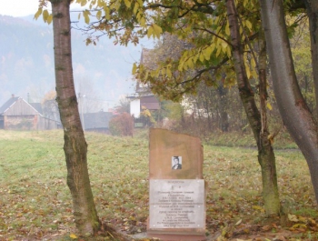 Obelisk ku pamięci poległego pod Loretto żołnierza - zdjęcie1